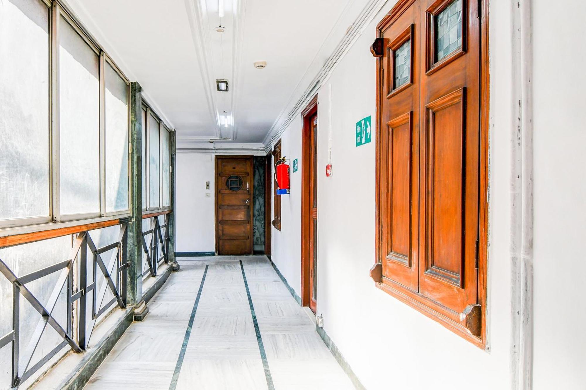 Super Hotel O Lenin Sarani โกลกาตา ภายนอก รูปภาพ