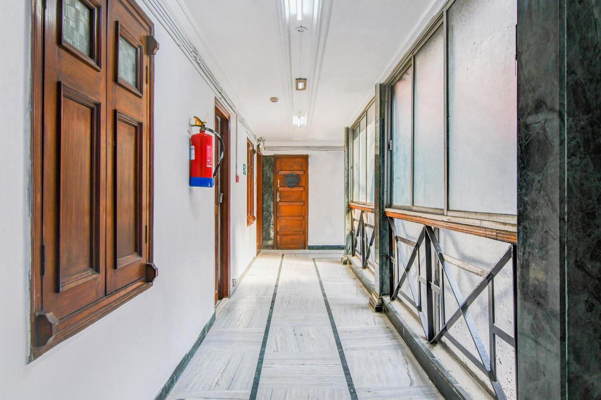 Super Hotel O Lenin Sarani โกลกาตา ภายนอก รูปภาพ